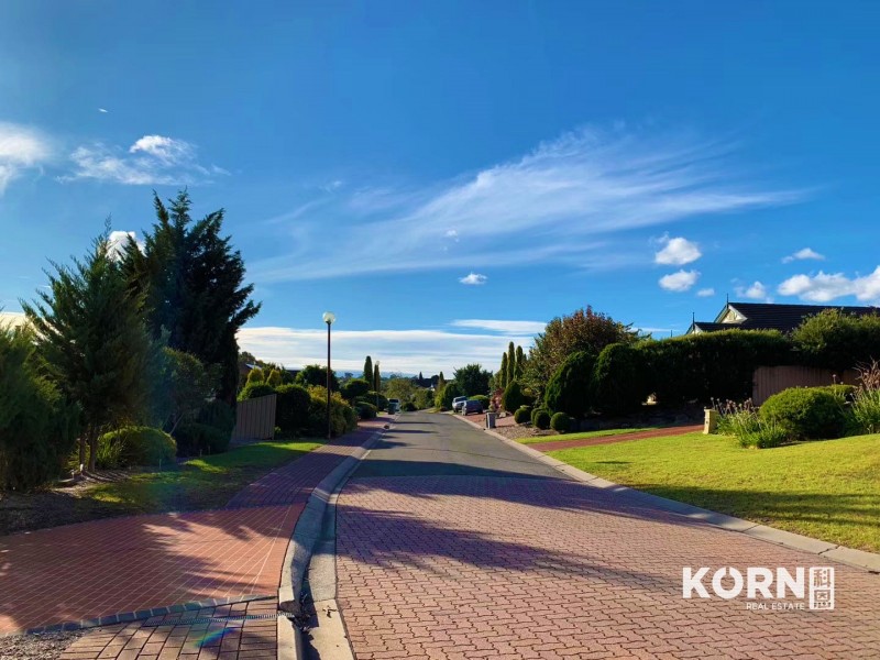 3 Ironbark Avenue, Flagstaff Hill SA 5159