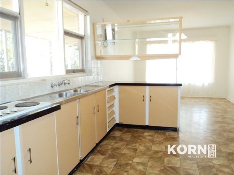 14 Amadio Crescent, Campbelltown SA 5074