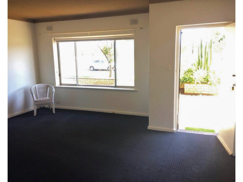 2/156 Humphries Terrace, Woodville Gardens SA 5012