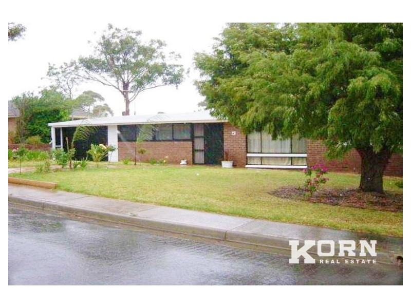 5 Sovereign Street, Hallett Cove SA 5158