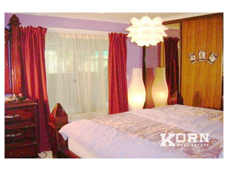 5 Sovereign Street, Hallett Cove SA 5158