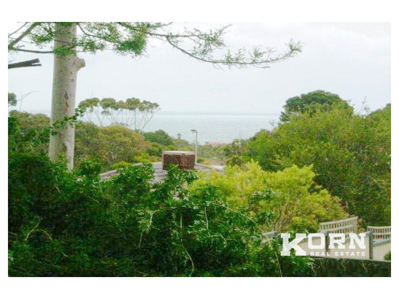 5 Sovereign Street, Hallett Cove SA 5158