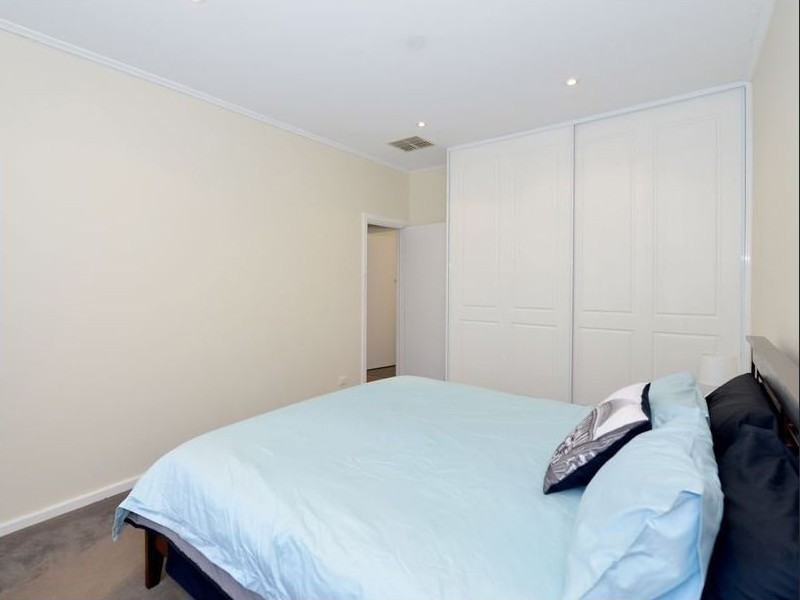 17 Greenasche Grove, Seacombe Gardens SA 5047