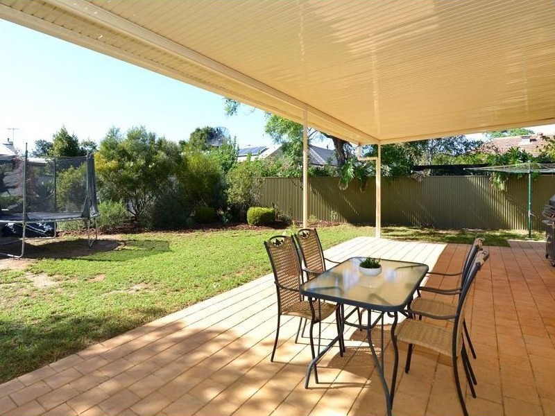 17 Greenasche Grove, Seacombe Gardens SA 5047