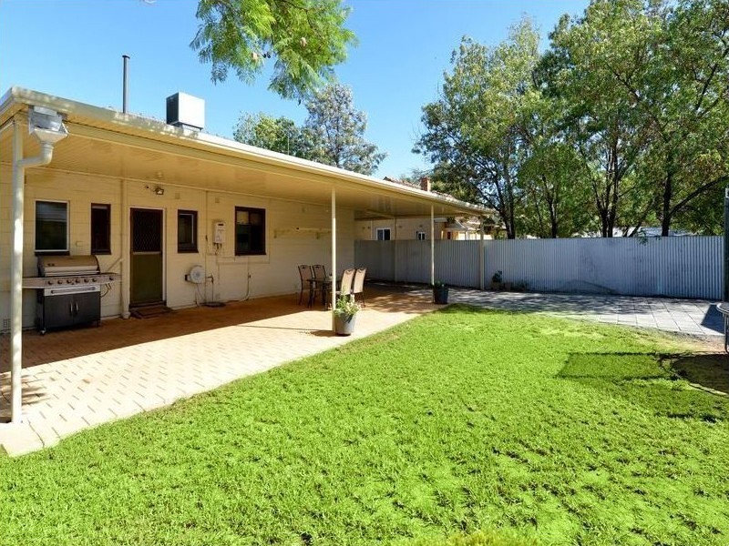 17 Greenasche Grove, Seacombe Gardens SA 5047