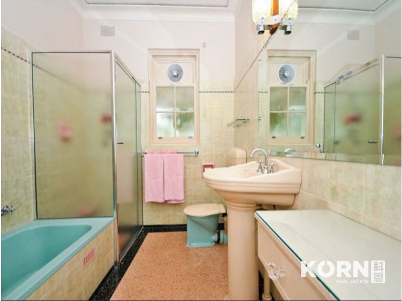 82 Shepherds Hill Road, Bellevue Heights SA 5050