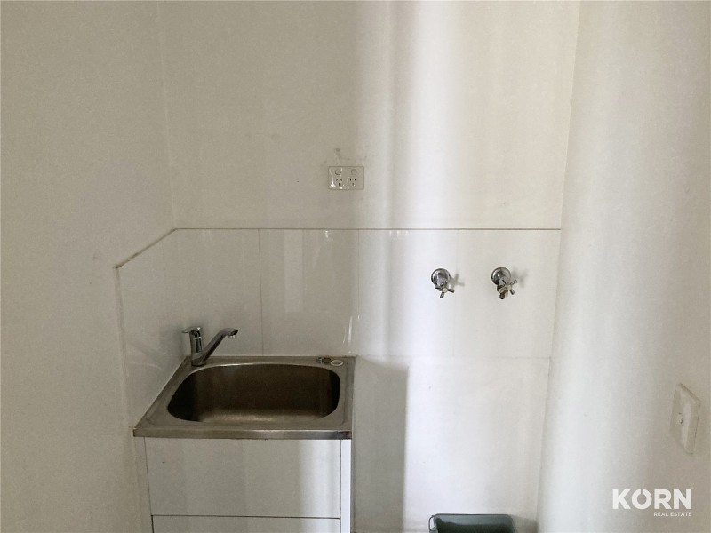 18/28 Main Street, Mawson Lakes SA 5095