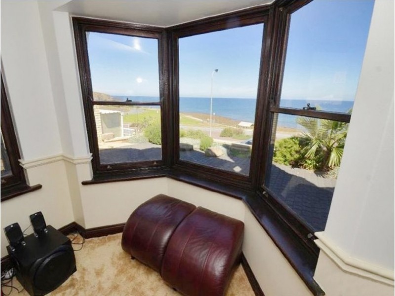 8 Heron Way, Hallett Cove SA 5158