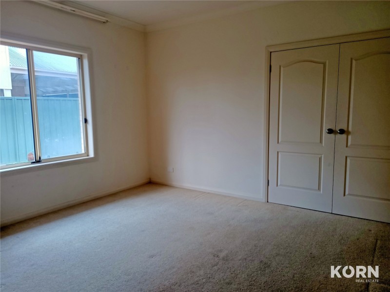 180 Sanctuary Drive, Mawson Lakes SA 5095