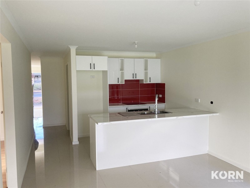 2/5 Moir Street, Smithfield SA 5114