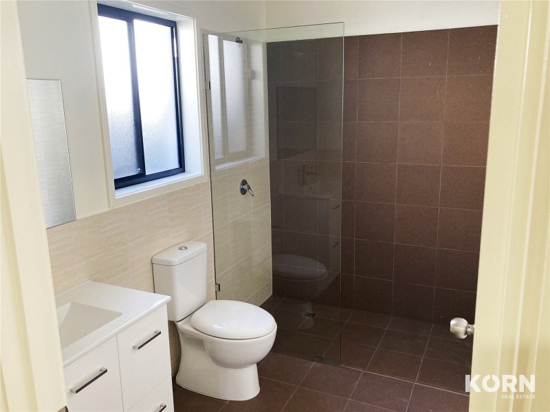 2/5 Moir Street, Smithfield SA 5114