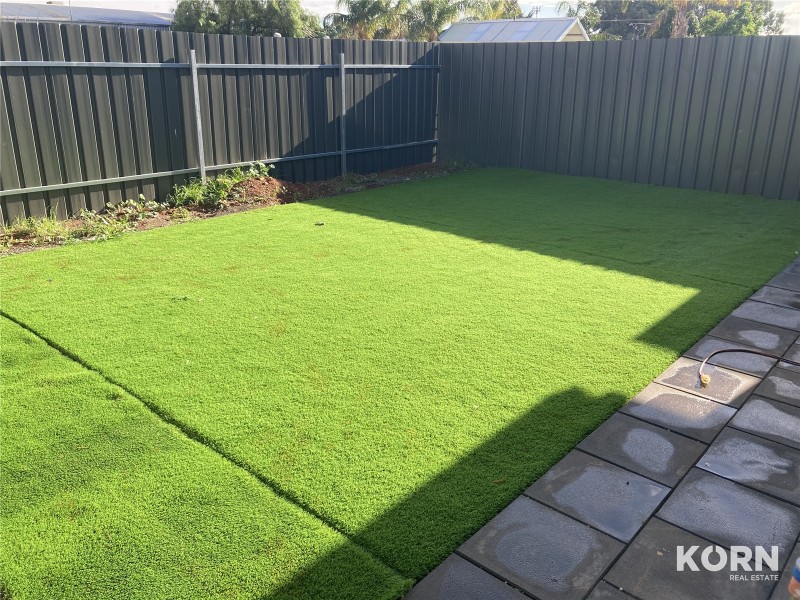 2/5 Moir Street, Smithfield SA 5114