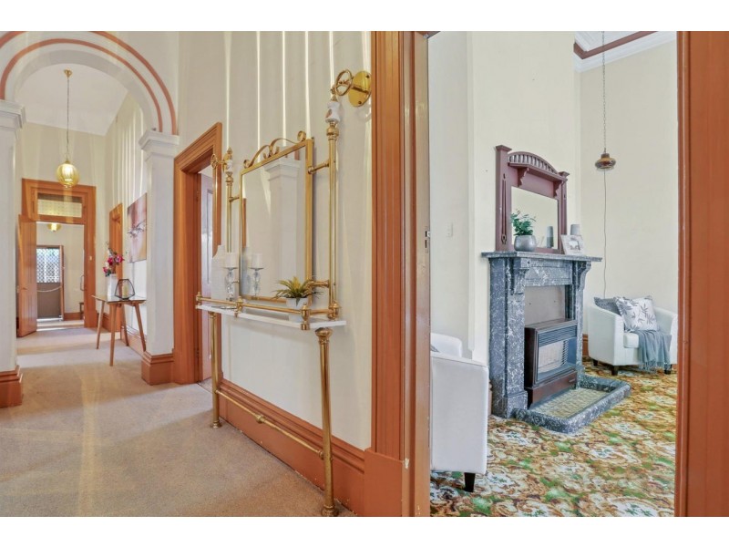 5 Harrow Road, St Peters SA 5069