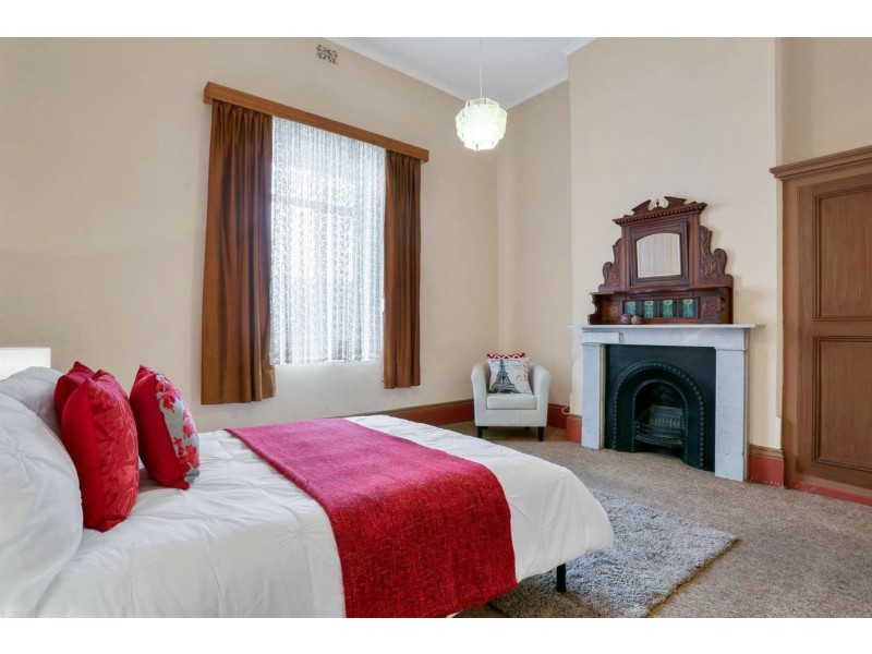 5 Harrow Road, St Peters SA 5069