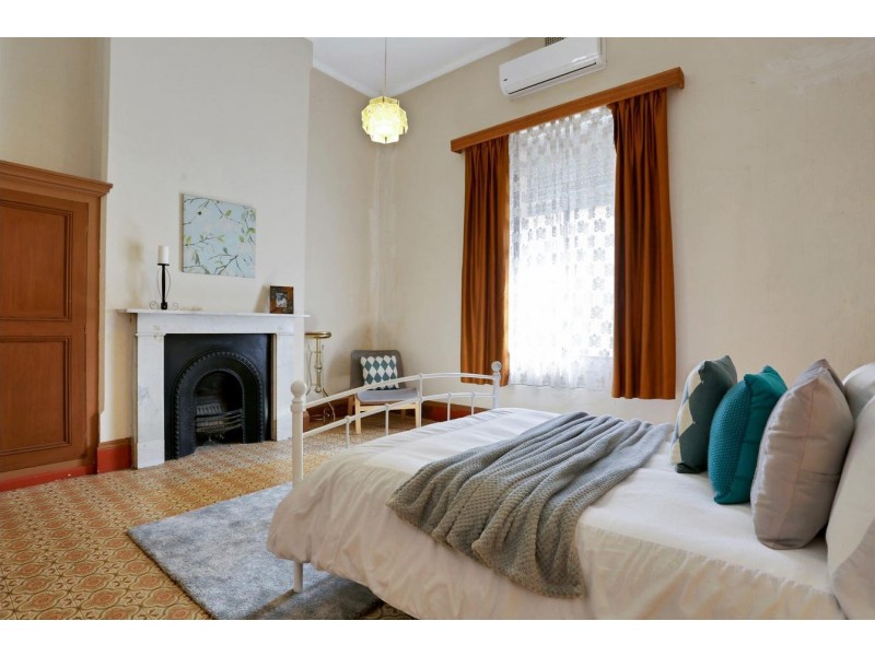 5 Harrow Road, St Peters SA 5069
