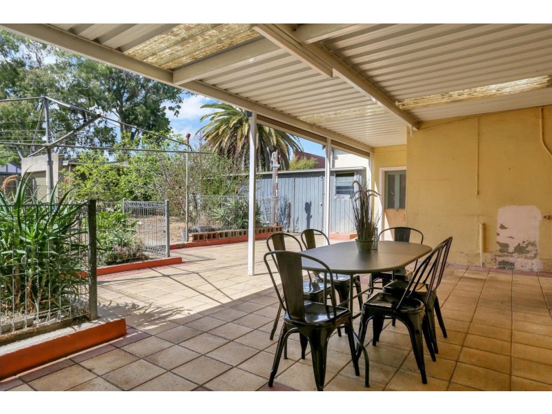 5 Harrow Road, St Peters SA 5069