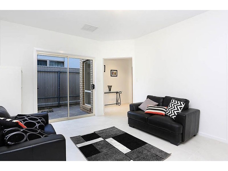 17A Leonore Avenue, Kensington Gardens SA 5068