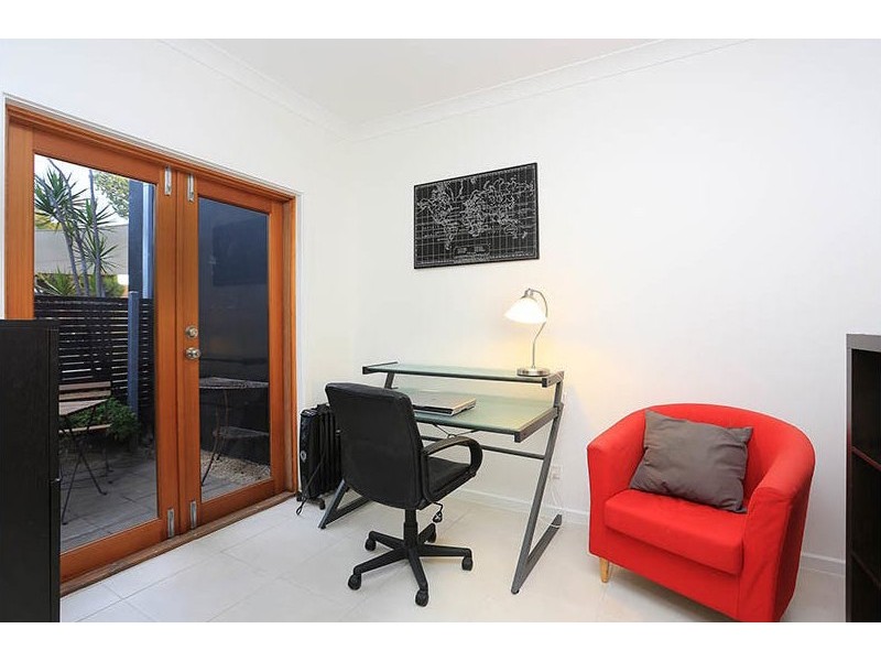 17A Leonore Avenue, Kensington Gardens SA 5068