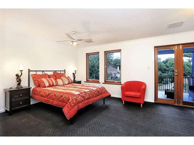 17A Leonore Avenue, Kensington Gardens SA 5068