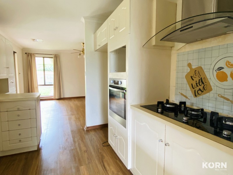 1 Sarepta Court, Flagstaff Hill SA 5159