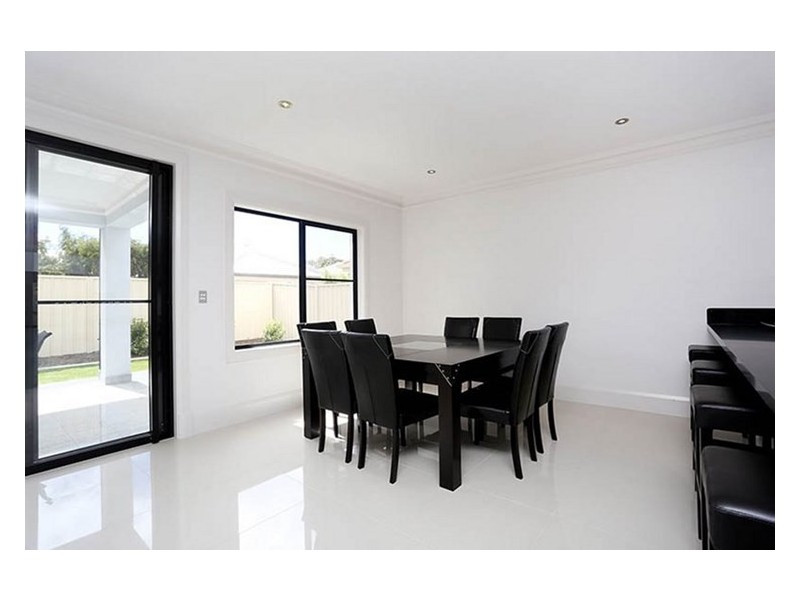 16 Harbour View Terrace, Victor Harbor SA 5211