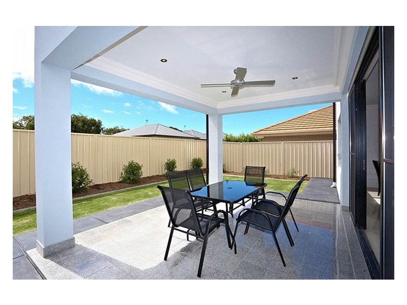 16 Harbour View Terrace, Victor Harbor SA 5211