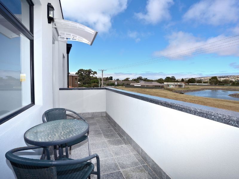 16 Harbour View Terrace, Victor Harbor SA 5211