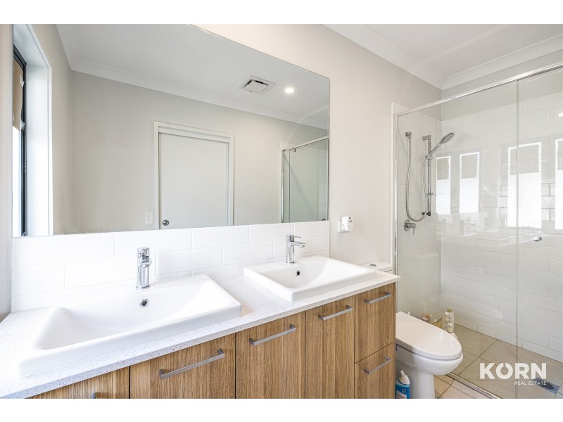 8 Bottlebrush Street, Rochedale QLD 4123