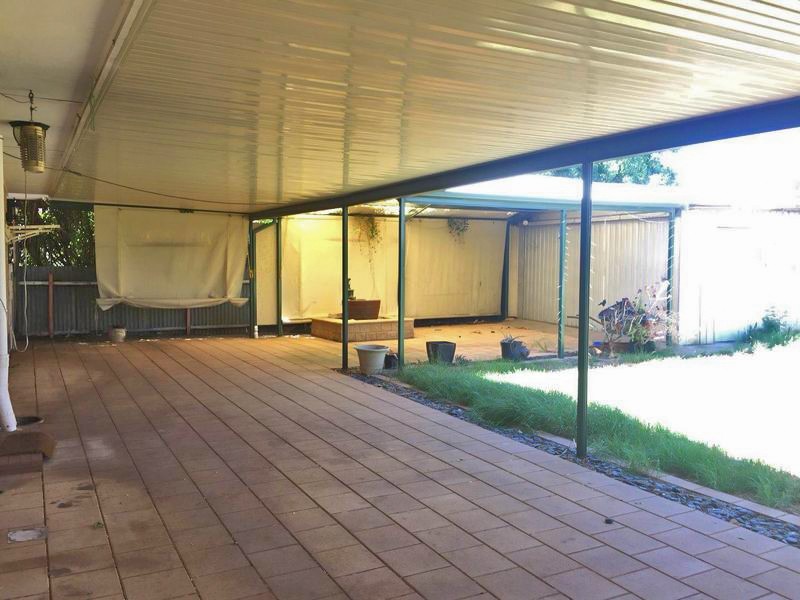 31 Oakleigh Road, Marion SA 5043