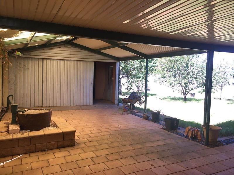 31 Oakleigh Road, Marion SA 5043