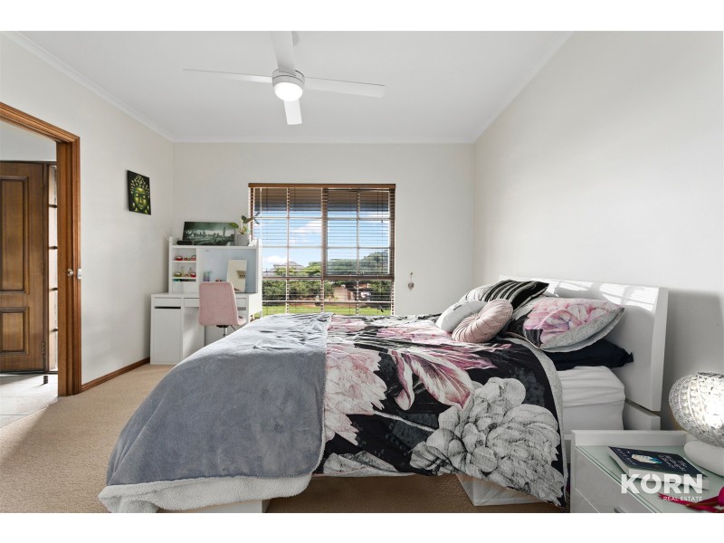 16 Lapwing Street, Hallett Cove SA 5158