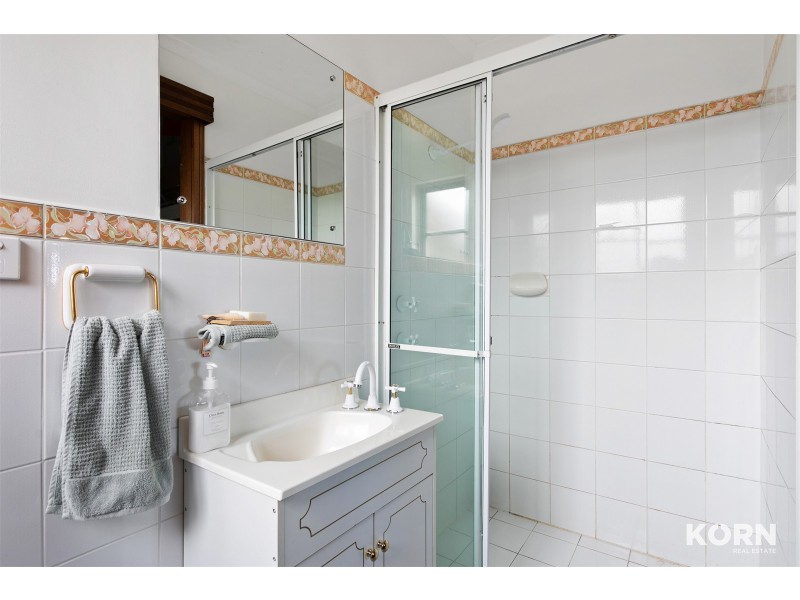16 Lapwing Street, Hallett Cove SA 5158
