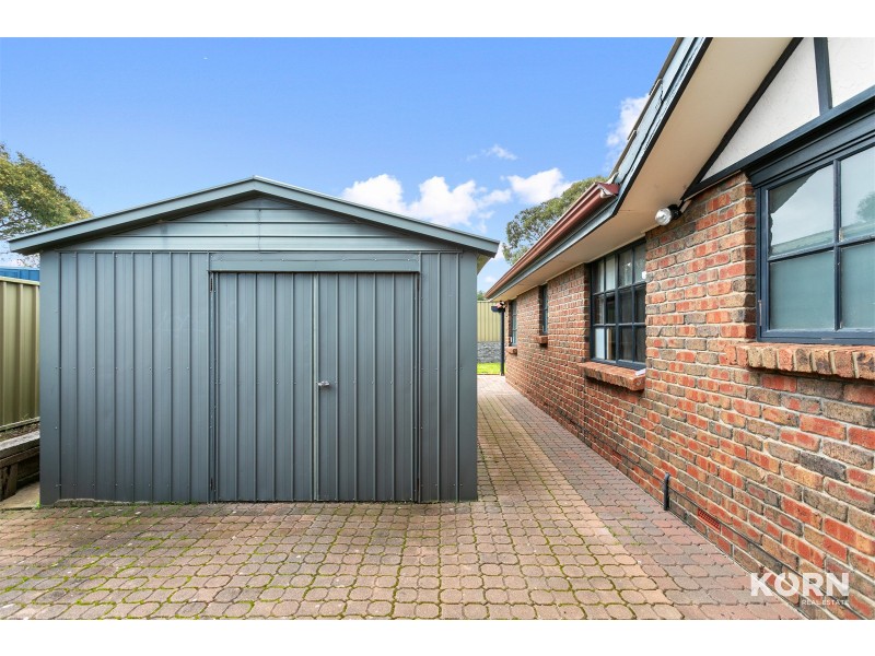 16 Lapwing Street, Hallett Cove SA 5158