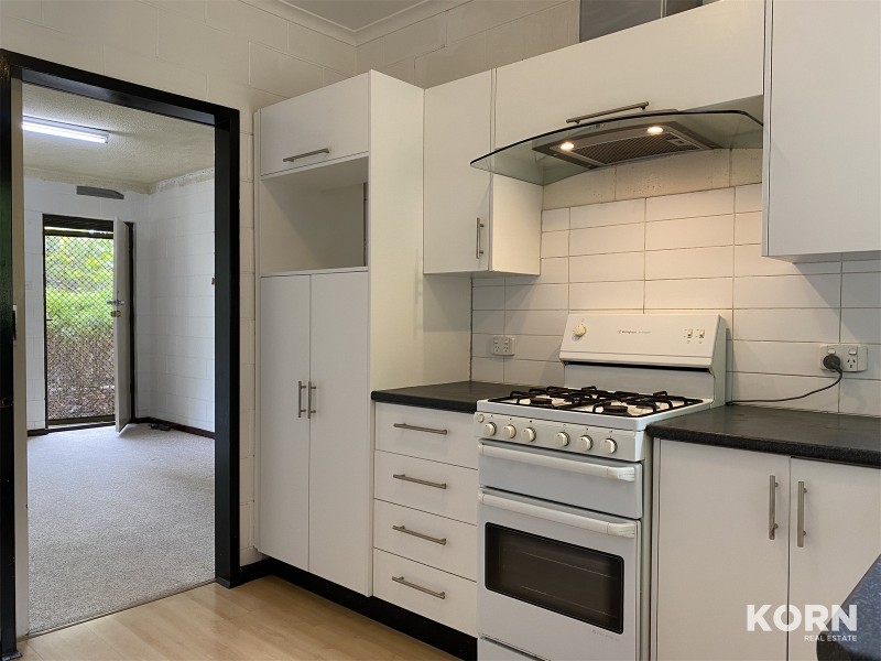 2/18 Burbank Ave, Bedford Park SA 5042