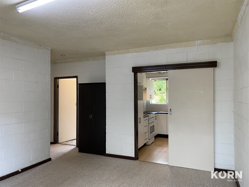 2/18 Burbank Ave, Bedford Park SA 5042