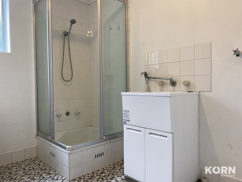 2/18 Burbank Ave, Bedford Park SA 5042