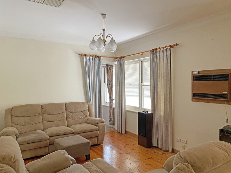 21 Trott Grove, Oaklands Park SA 5046