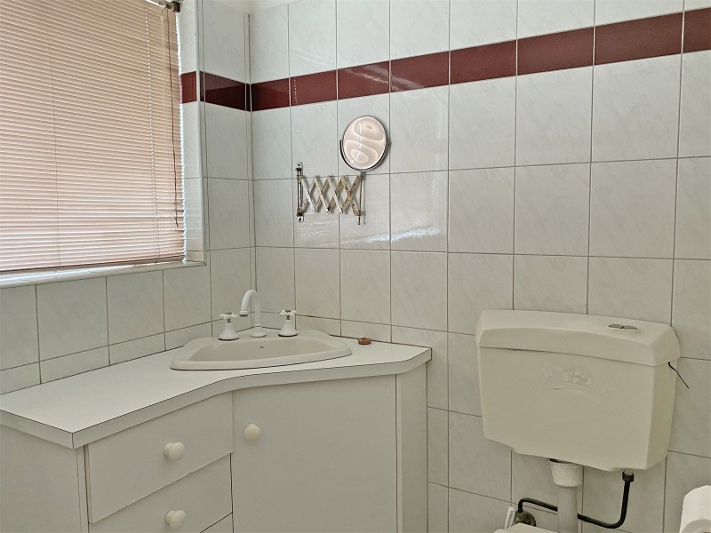 21 Trott Grove, Oaklands Park SA 5046