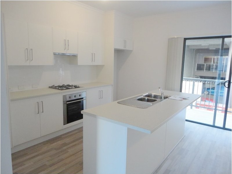 15/10 Darby Lane, Mawson Lakes SA 5095