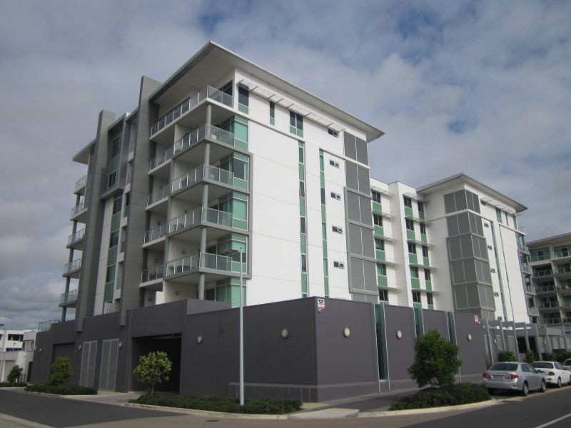 215/1-2 Tarni Court, New Port SA 5015
