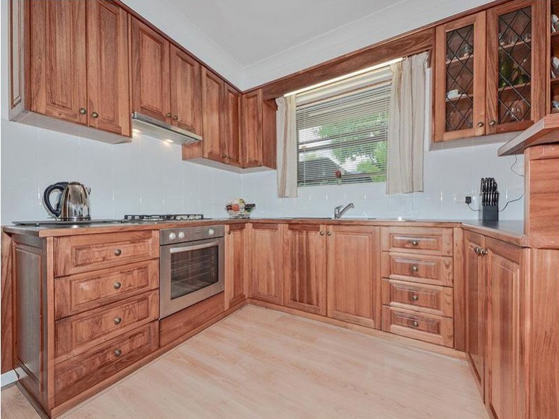 86 Flinders Drive, Valley View SA 5093
