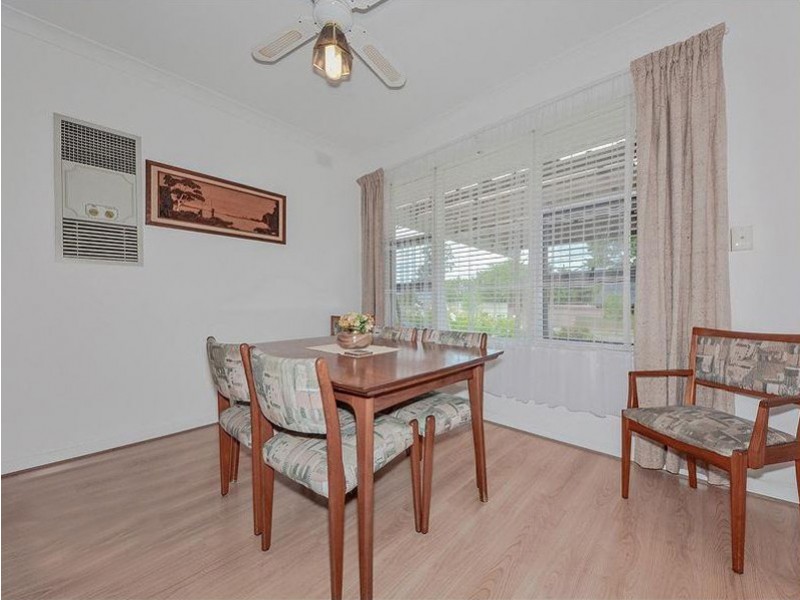 86 Flinders Drive, Valley View SA 5093