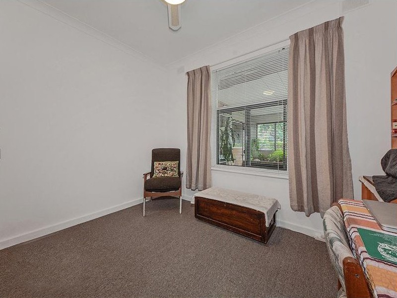 86 Flinders Drive, Valley View SA 5093