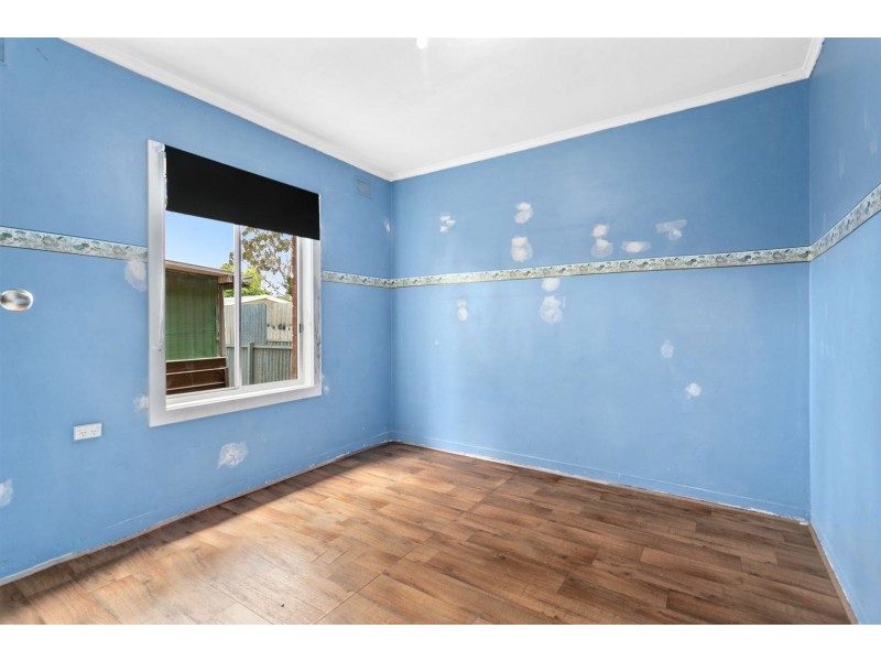 24 Carey Avenue, Seaton SA 5023