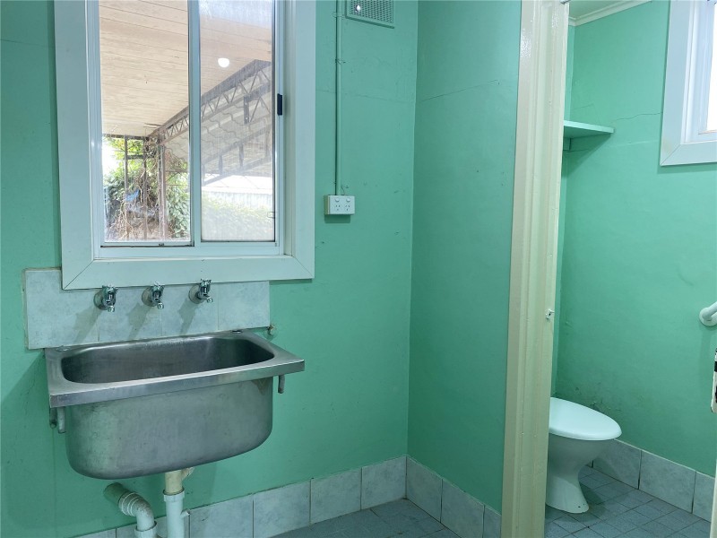 24 Carey Avenue, Seaton SA 5023