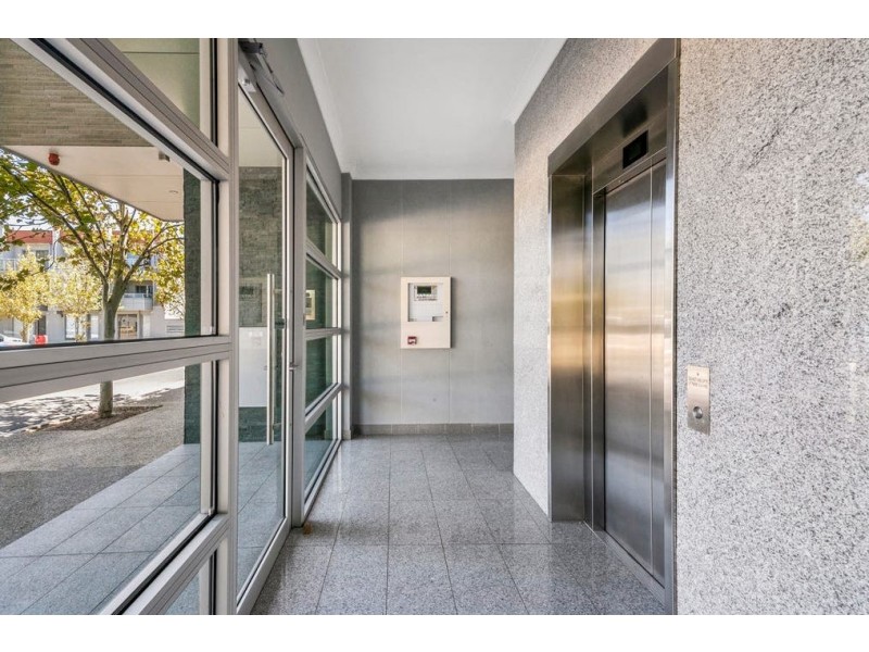 1/1 Coventry Street, Mawson Lakes SA 5095