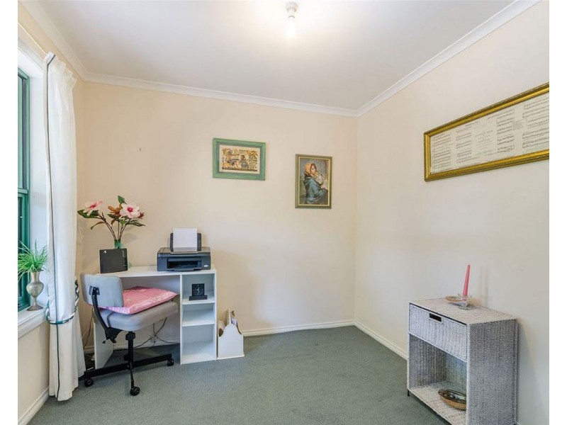 4 Field Street, Oakden SA 5086