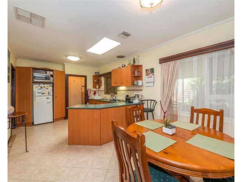 5 Haddington Street, Valley View SA 5093