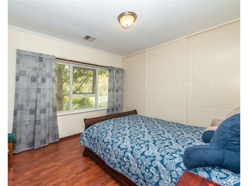 5 Haddington Street, Valley View SA 5093