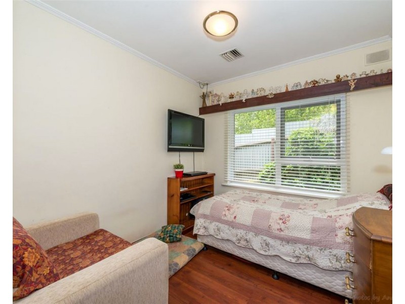 5 Haddington Street, Valley View SA 5093